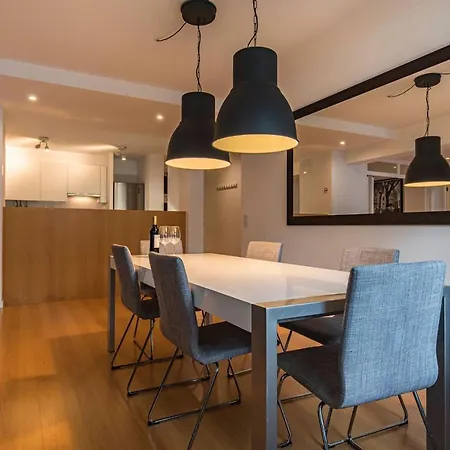 Апартаменти Lovelystay - 2bdr Downtown W/terrace Лісабон