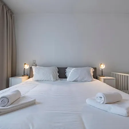 公寓 Lovelystay - 2bdr Downtown W/terrace Lisboa