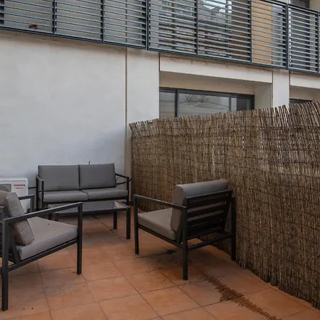 Lovelystay - 2bdr Downtown W/terrace Lisboa